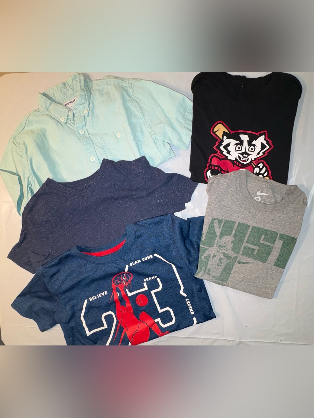 EUC/NWOT Bundle of 5 Boys' Short-Sleeve Shirts: 4 Tees + Button-Down Linen Blend